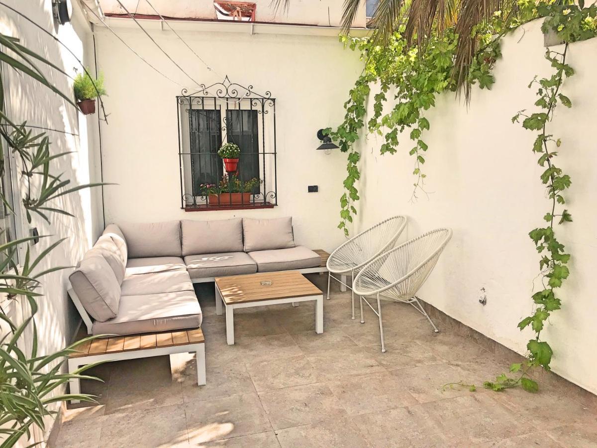 Town House With Patio In Quiet Residential Area 10 Min From Beach Torremolinos Eksteriør billede